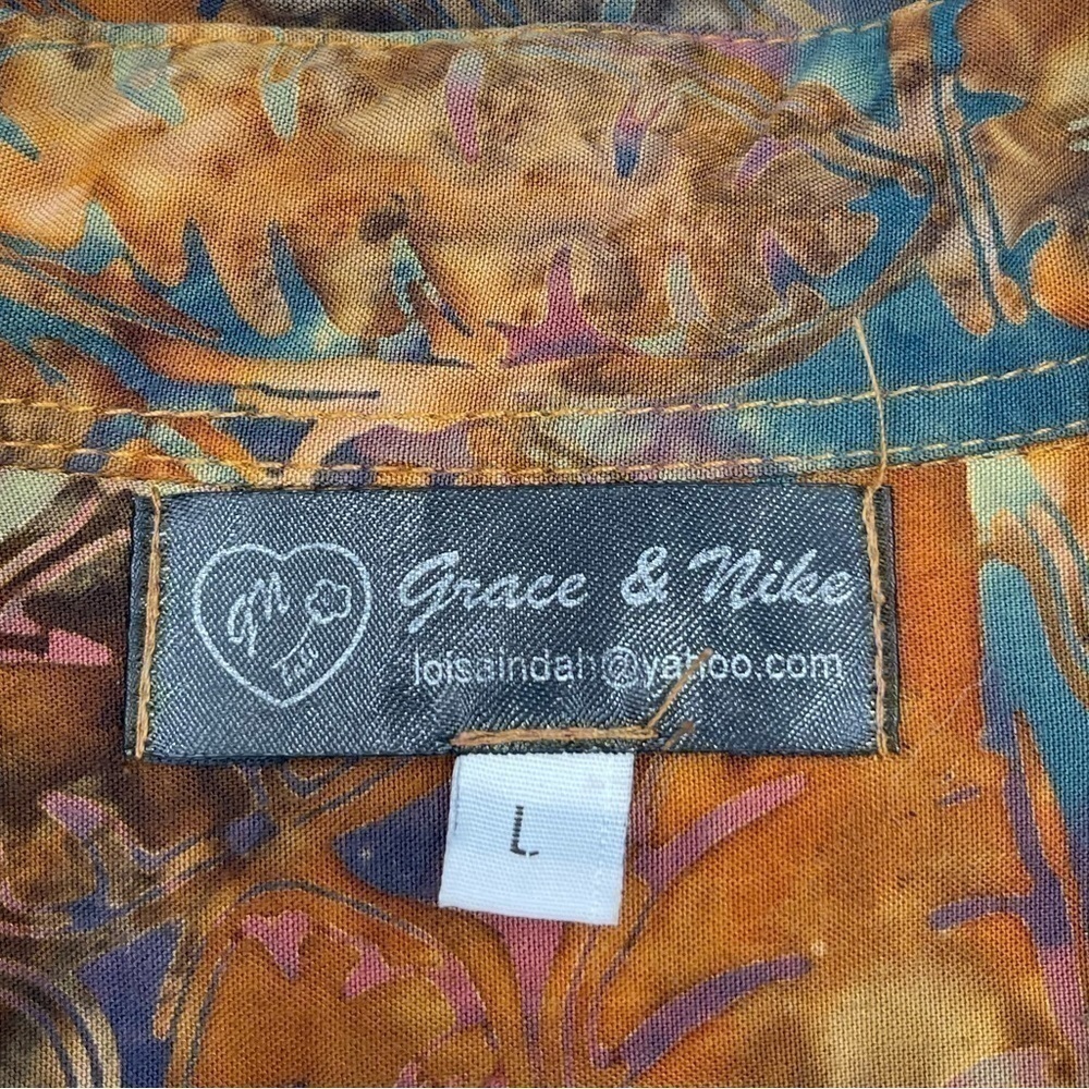 Vintage Grace & Nike Hawaiian Style Button-Down Shirt - Picture 4 of 4